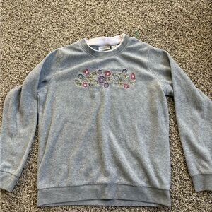Vintage Gray Floral Embroidered Women's Sweater